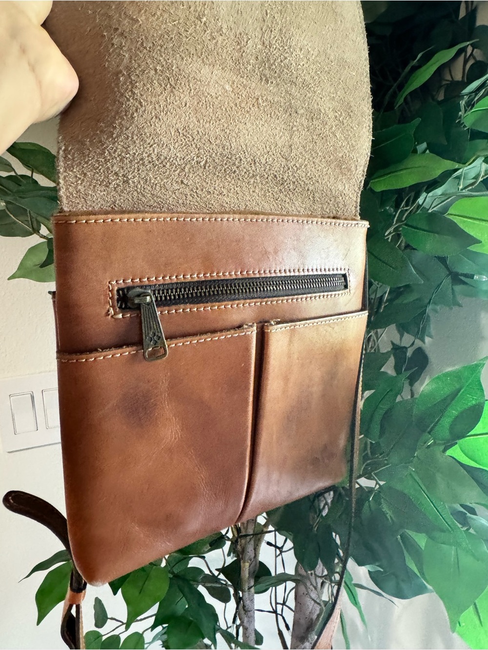 Patricia Nash Vintage Crossbody Bag - Picture 3 of 12